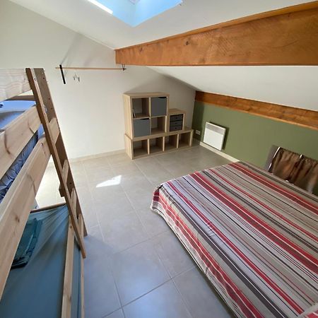 Appartement Climatise Au Pied Du Mont Ventoux Malemort-du-Comtat Exteriör bild